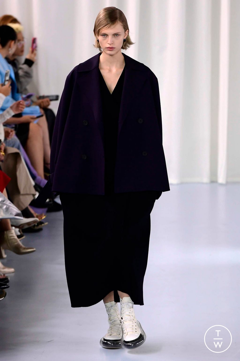 Fashion Week Paris Fall/Winter 2023 look 34 from the Shang Xia collection 女装