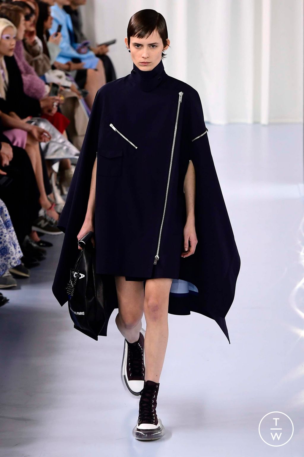 Fashion Week Paris Fall/Winter 2023 look 40 from the Shang Xia collection womenswear