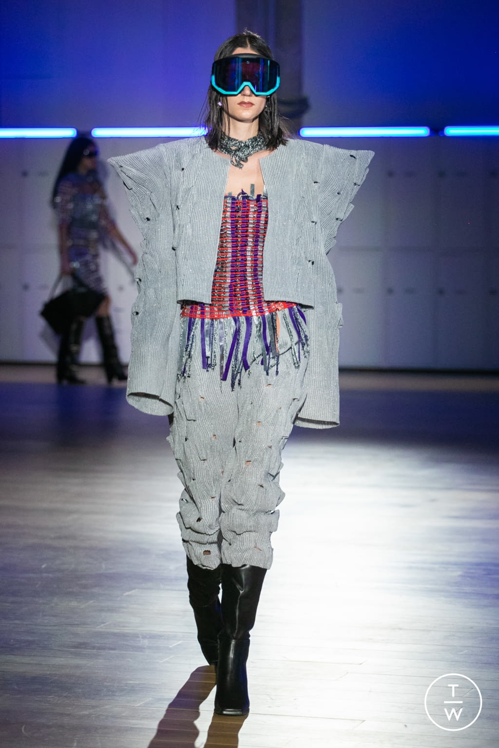 Fashion Week Paris Fall/Winter 2021 look 168 from the IFM PARIS collection 女装