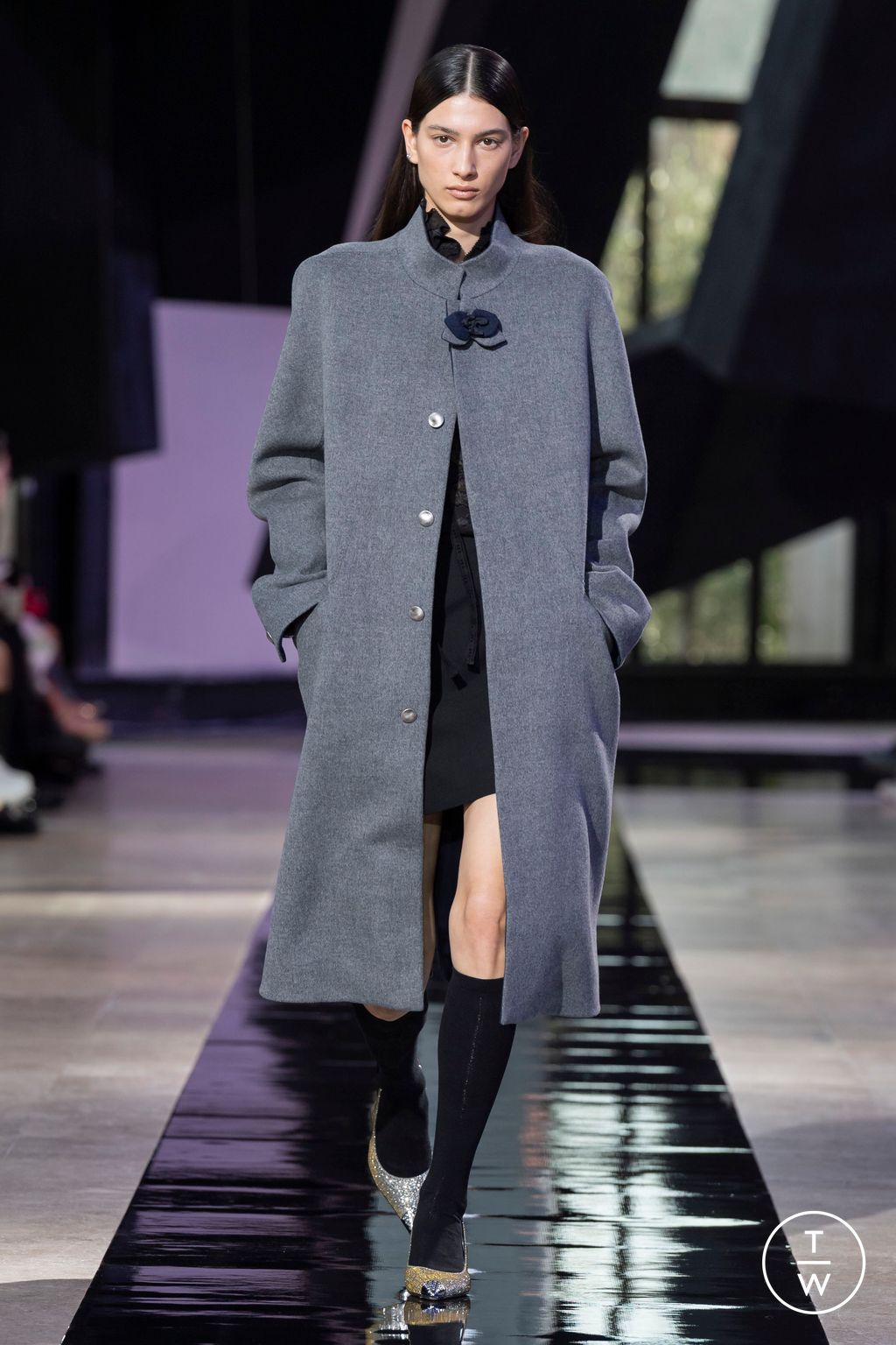 Fashion Week Paris Fall/Winter 2024 look 5 from the Shiatzy Chen collection 女装