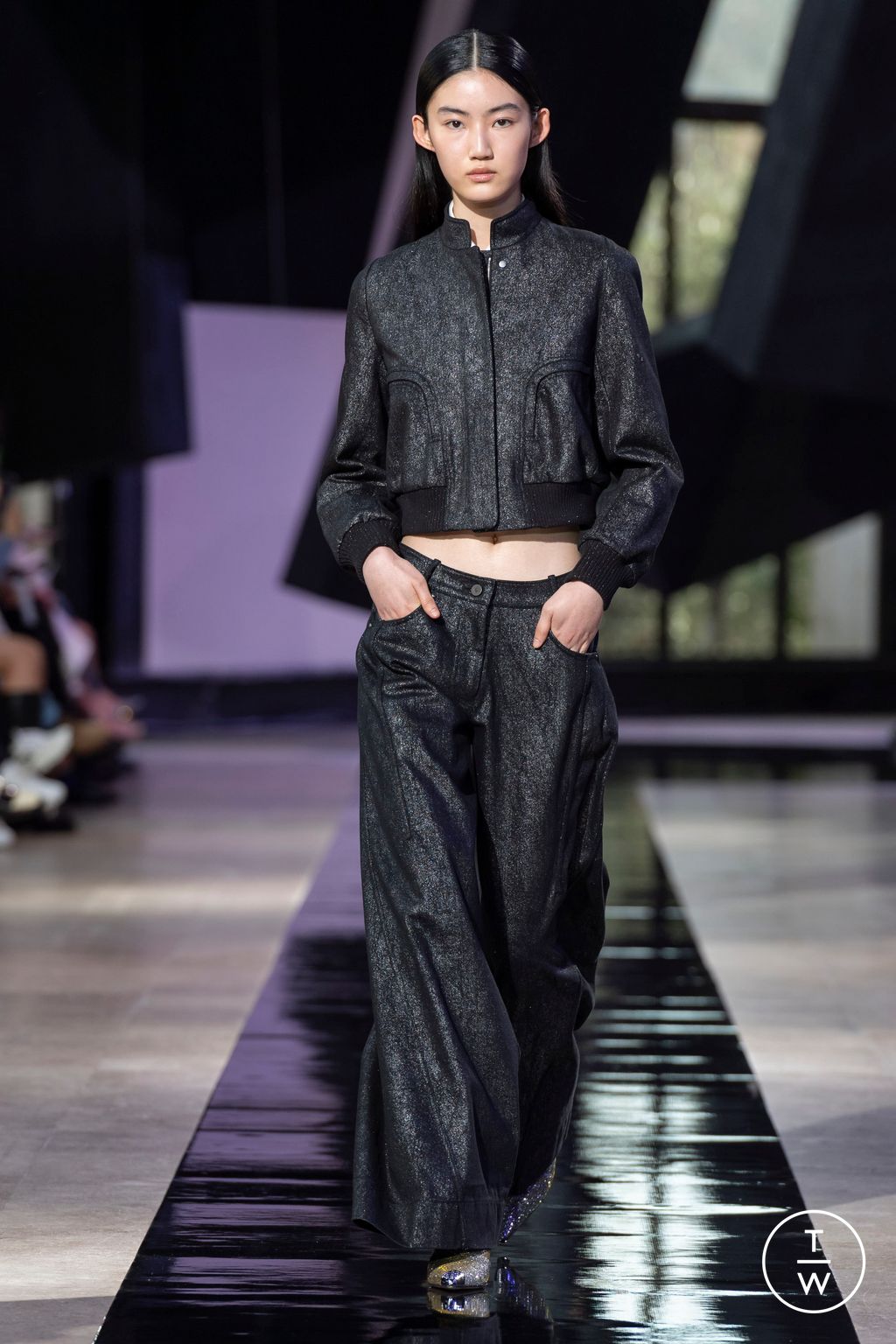 Fashion Week Paris Fall/Winter 2024 look 18 from the Shiatzy Chen collection womenswear