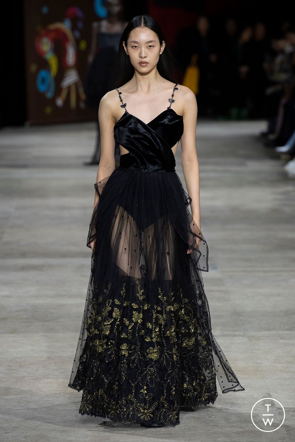 Fashion Week Paris Fall/Winter 2025 look 64 de la collection Shiatzy Chen womenswear