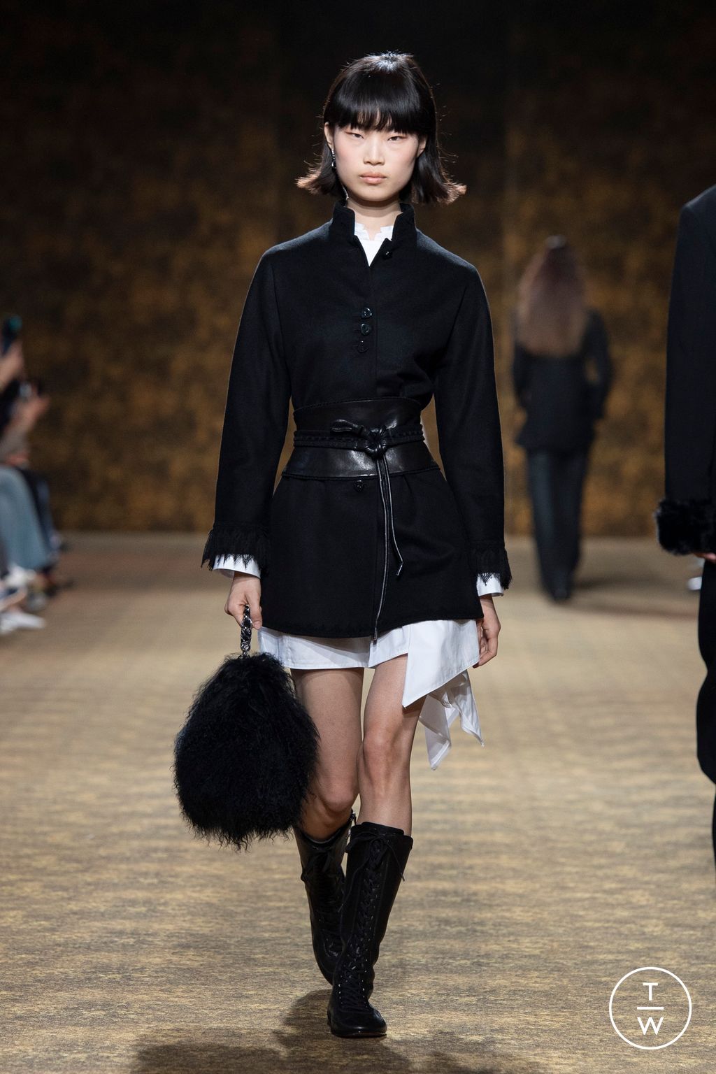 Fashion Week Paris Fall/Winter 2026 look 5 from the Shiatzy Chen collection 女装