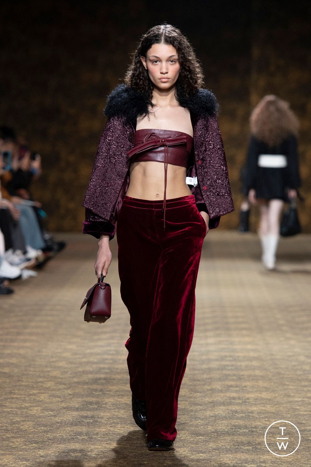Fashion Week Paris Fall/Winter 2026 look 14 from the Shiatzy Chen collection womenswear