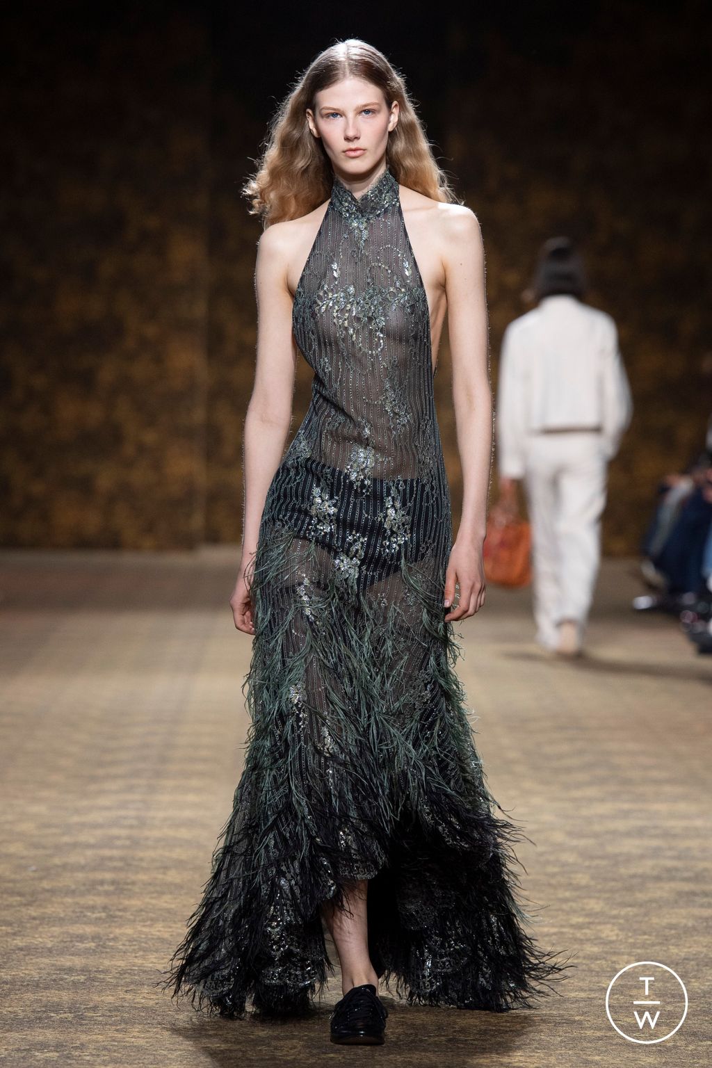 Fashion Week Paris Fall/Winter 2026 look 59 from the Shiatzy Chen collection womenswear