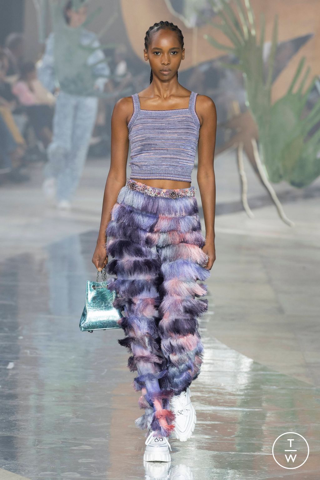 Fashion Week Paris Spring/Summer 2024 look 21 from the Shiatzy Chen collection womenswear