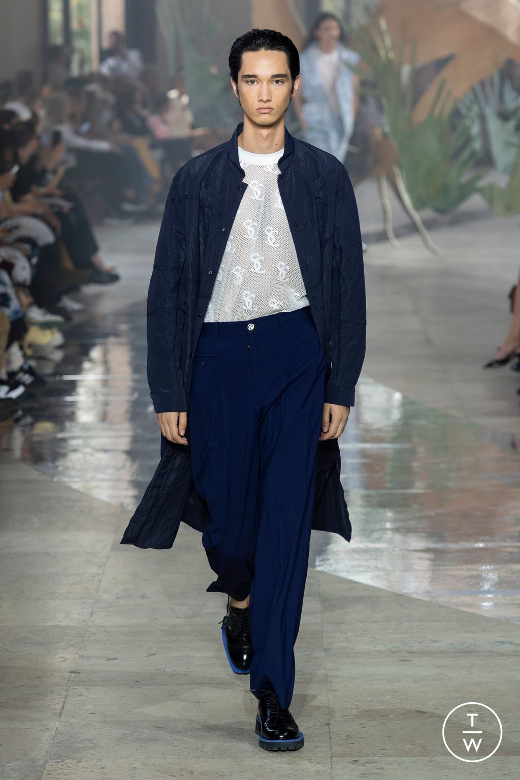 Fashion Week Paris Spring/Summer 2024 look 23 from the Shiatzy Chen collection 女装