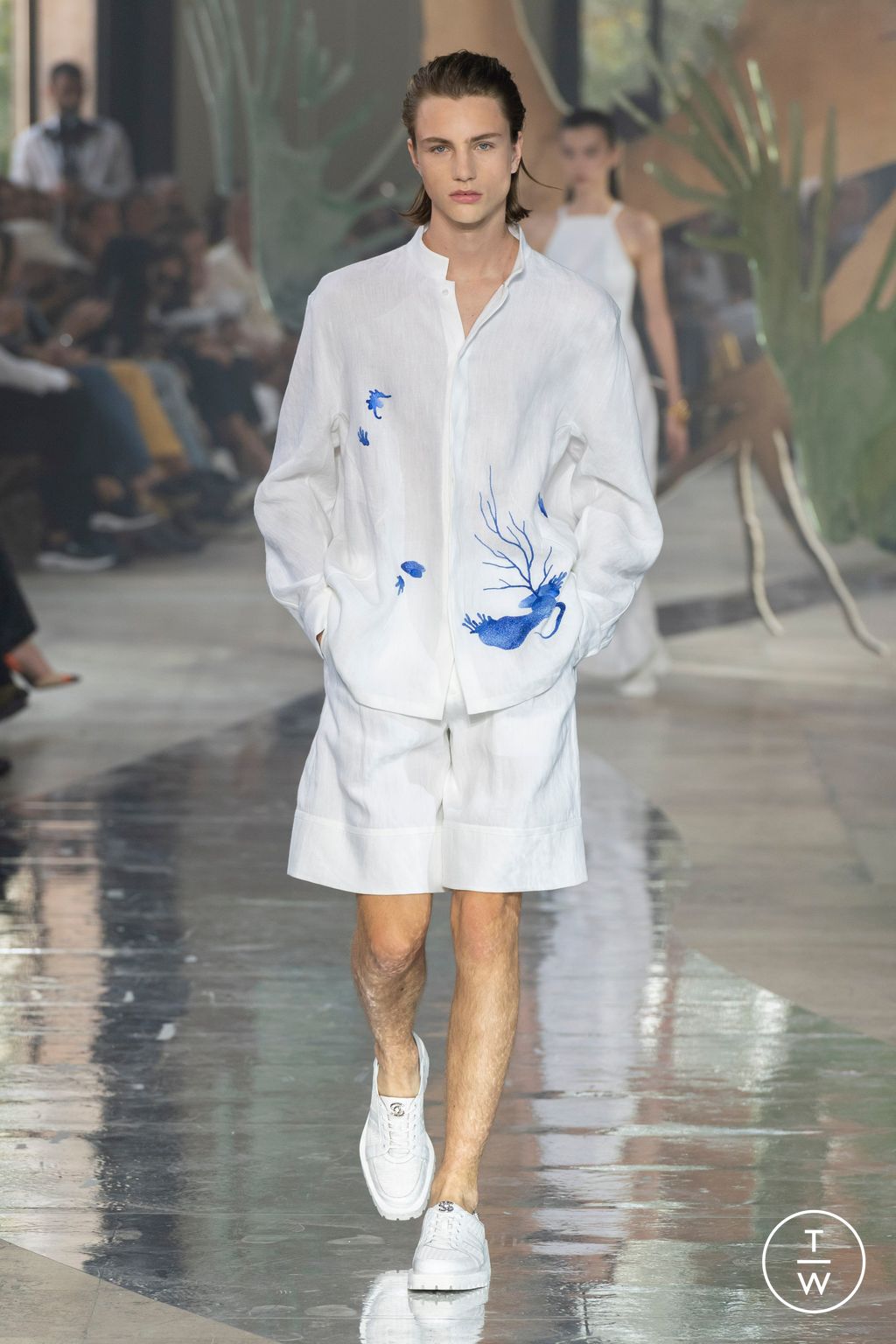 Fashion Week Paris Spring/Summer 2024 look 67 from the Shiatzy Chen collection womenswear