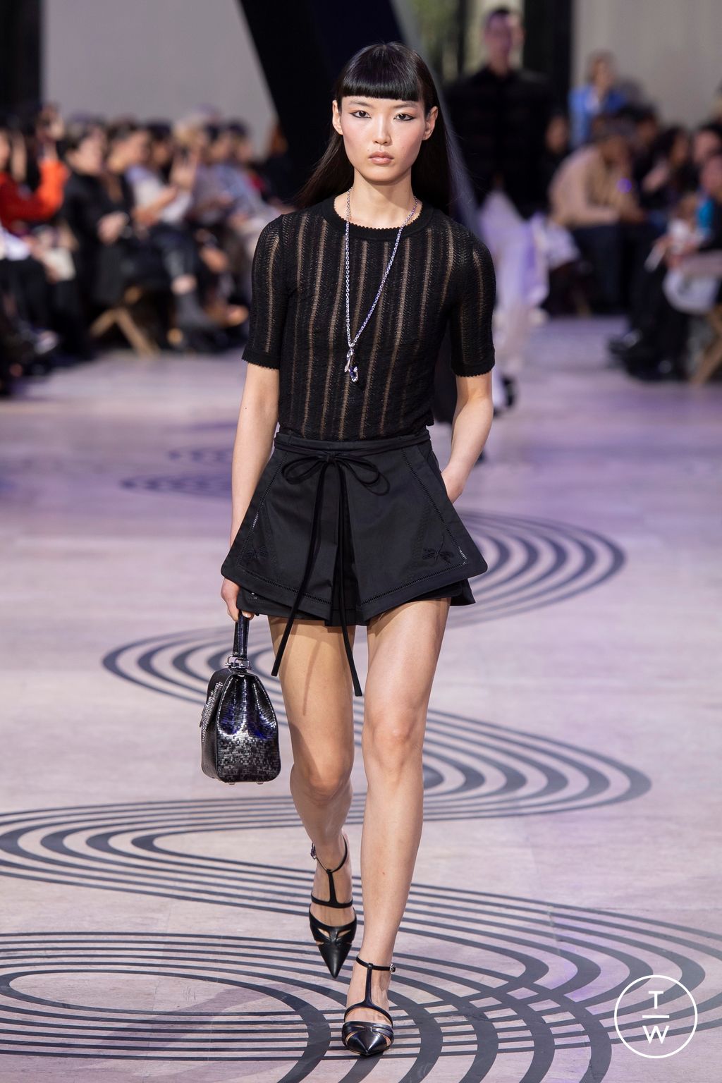 Fashion Week Paris Spring/Summer 2025 look 4 from the Shiatzy Chen collection womenswear