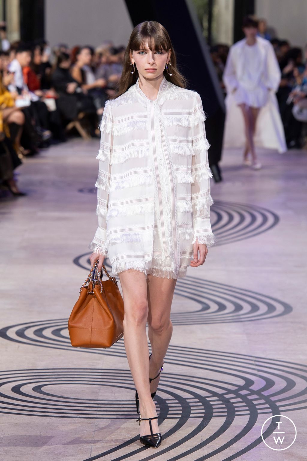 Fashion Week Paris Spring/Summer 2025 look 6 from the Shiatzy Chen collection womenswear