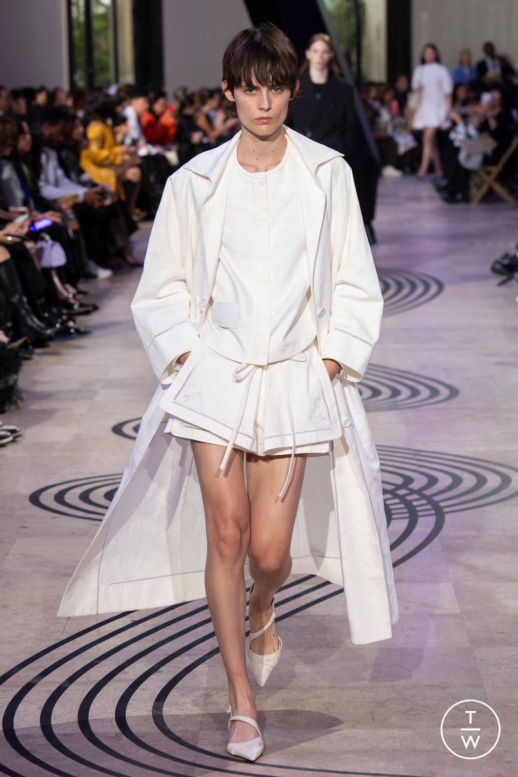Fashion Week Paris Spring/Summer 2025 look 7 from the Shiatzy Chen collection womenswear