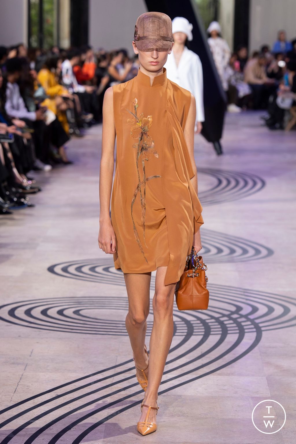 Fashion Week Paris Spring-Summer 2025 look 19 from the Shiatzy Chen collection womenswear