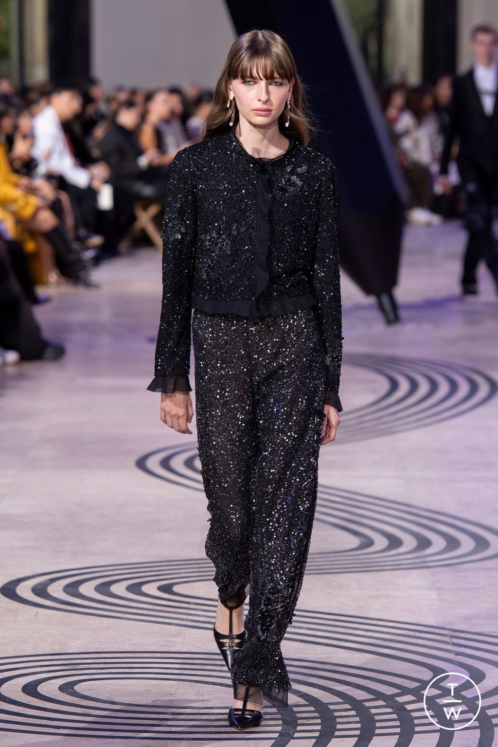 Fashion Week Paris Spring/Summer 2025 look 57 from the Shiatzy Chen collection womenswear