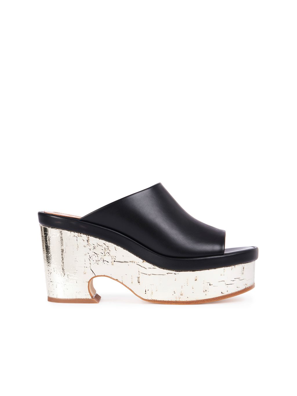 Fashion Week Paris Spring/Summer 2023 look 36 from the Chloé collection womenswear accessories