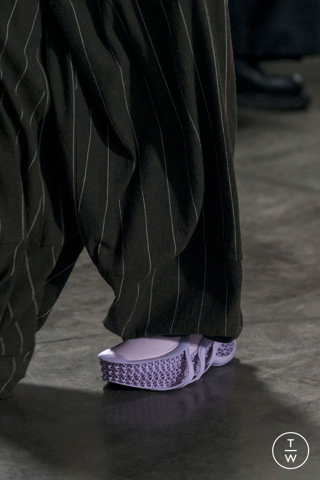 Fashion Week Paris Fall/Winter 2024 look 9 from the Namesake collection menswear accessories