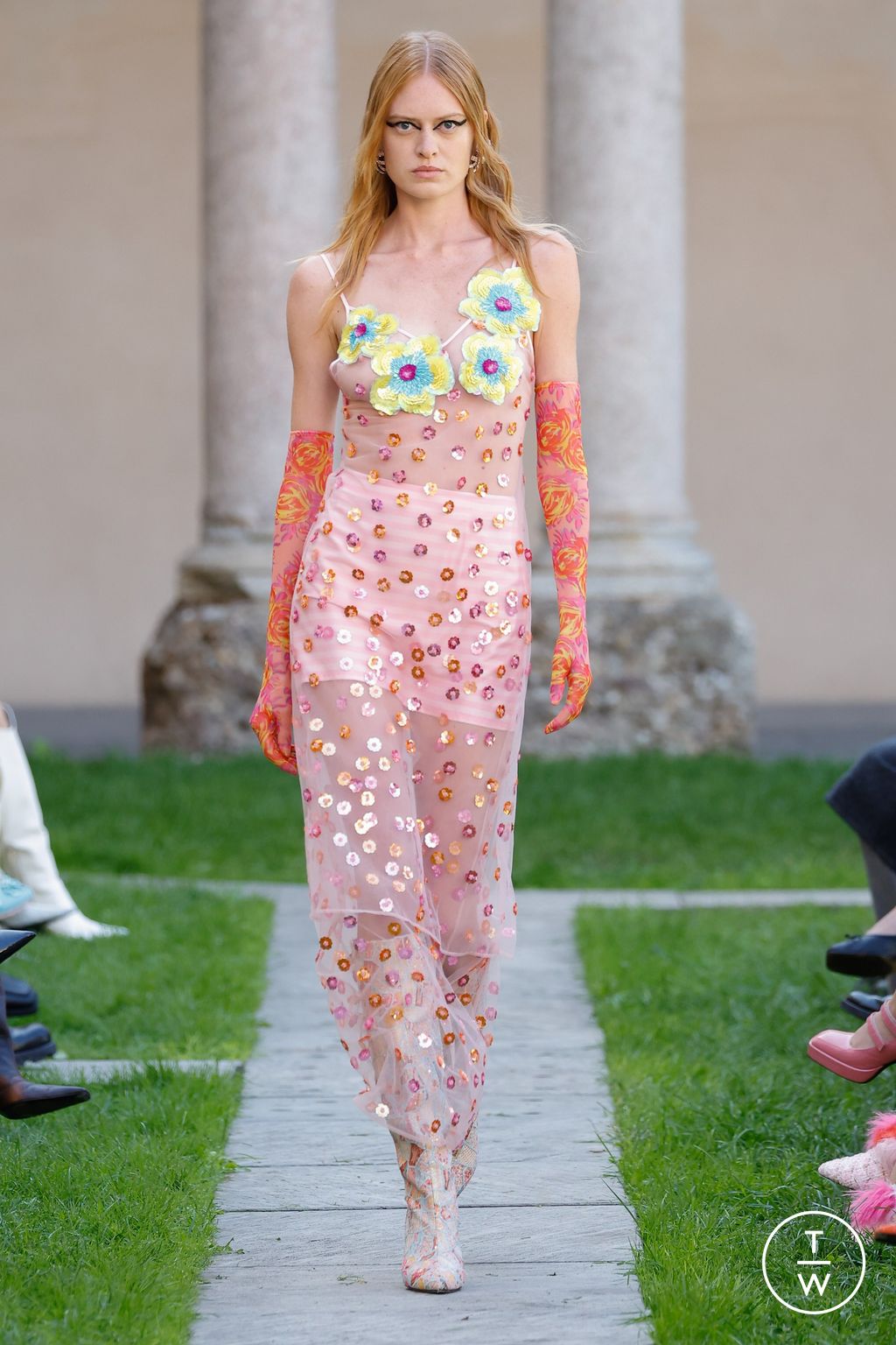 Fashion Week Milan Spring/Summer 2024 look 1 from the Shuting Qiu collection womenswear