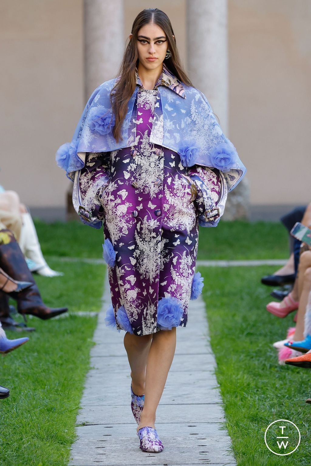 Fashion Week Milan Spring/Summer 2024 look 3 from the Shuting Qiu collection 女装