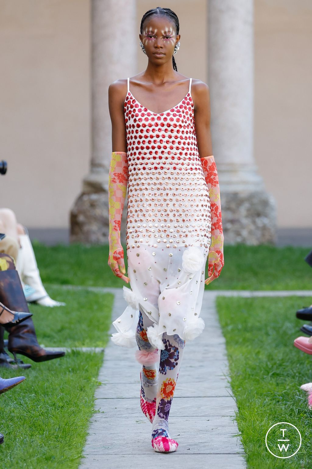Fashion Week Milan Spring/Summer 2024 look 4 from the Shuting Qiu collection womenswear