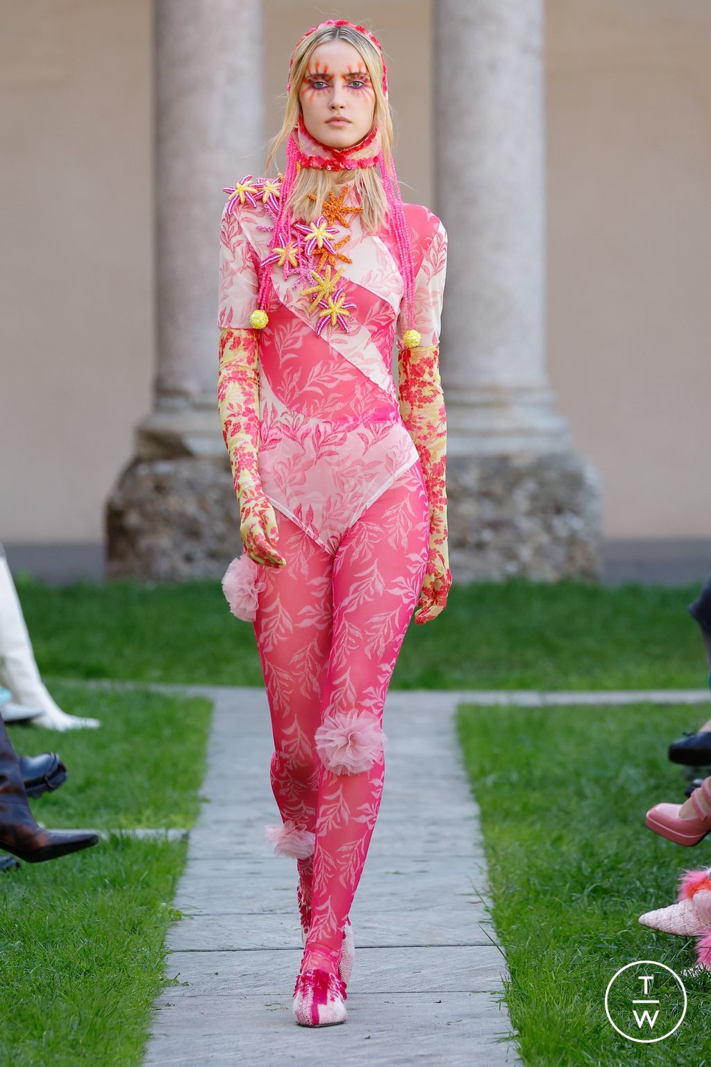 Fashion Week Milan Spring/Summer 2024 look 10 from the Shuting Qiu collection womenswear