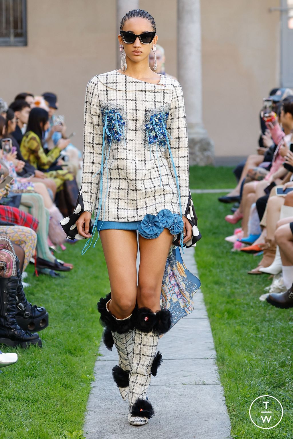 Fashion Week Milan Spring/Summer 2024 look 17 from the Shuting Qiu collection womenswear