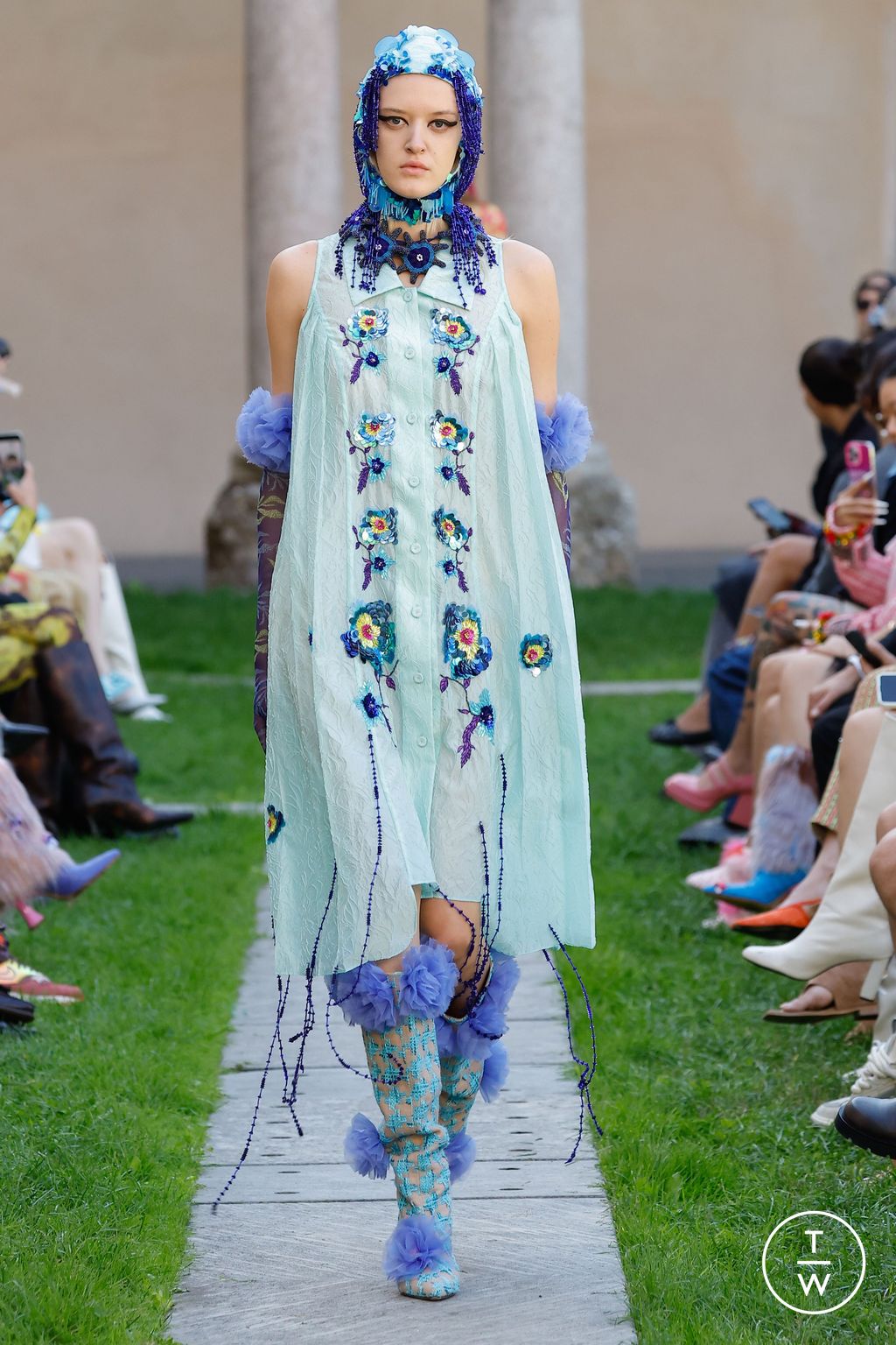 Fashion Week Milan Spring/Summer 2024 look 27 from the Shuting Qiu collection 女装