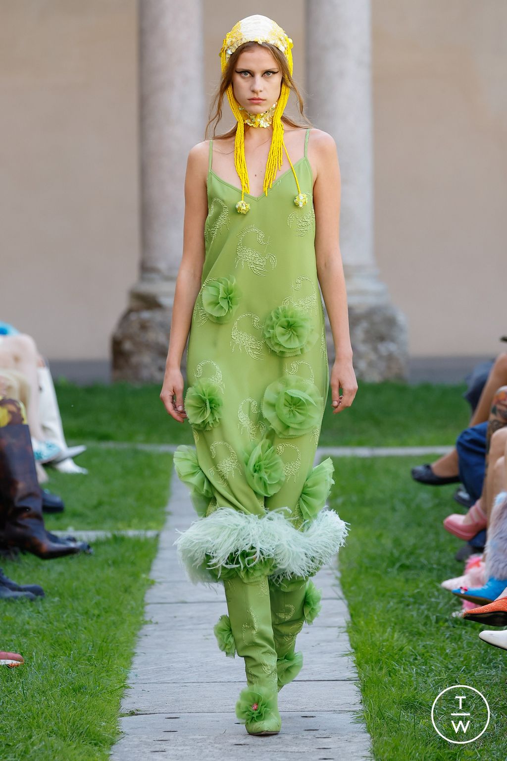 Fashion Week Milan Spring/Summer 2024 look 29 from the Shuting Qiu collection womenswear