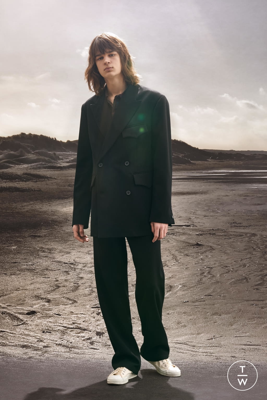 Fashion Week Paris Fall/Winter 2020 look 16 from the Sies Marjan collection 男装