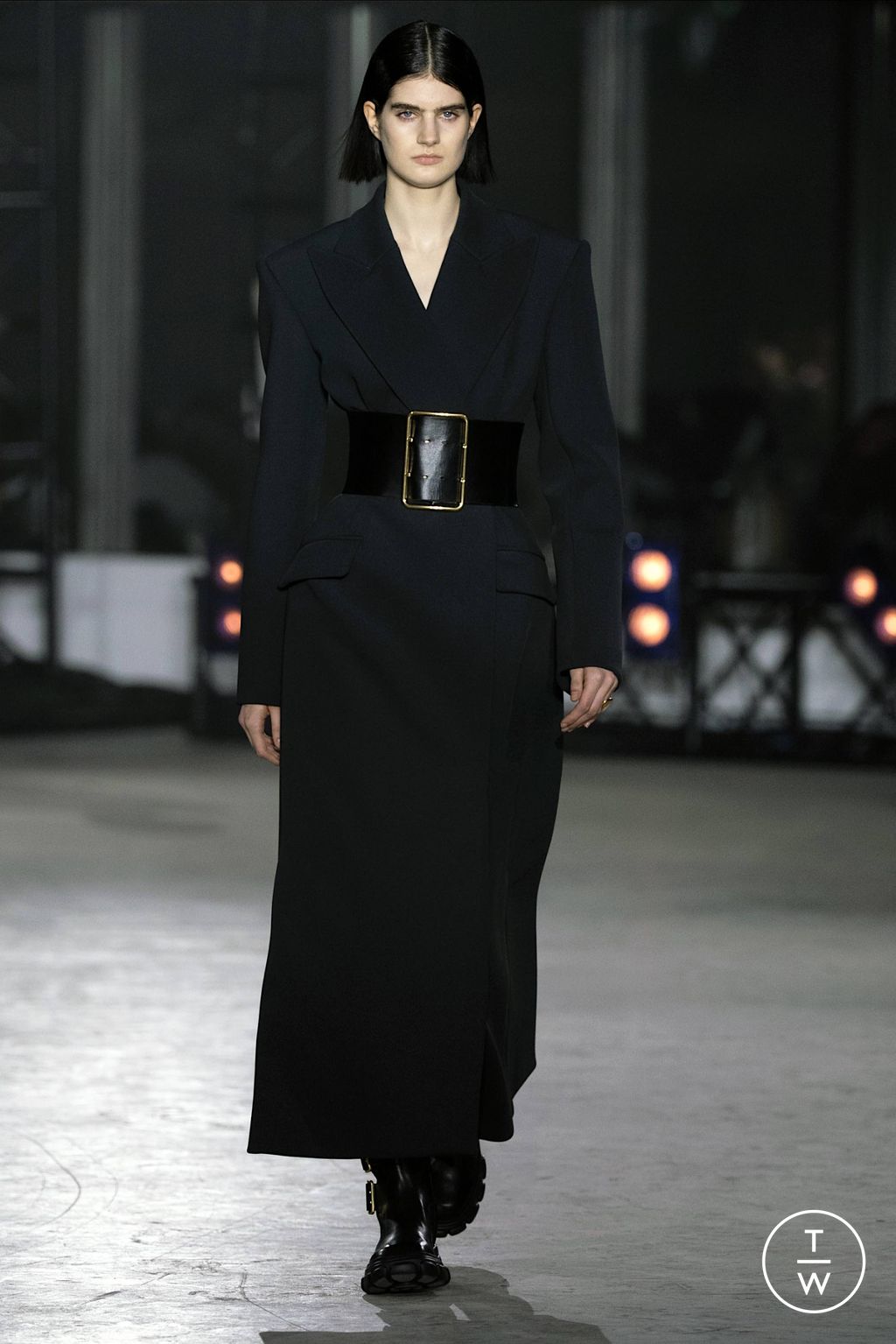 Fashion Week New York Fall/Winter 2023 look 2 de la collection Simkhai womenswear