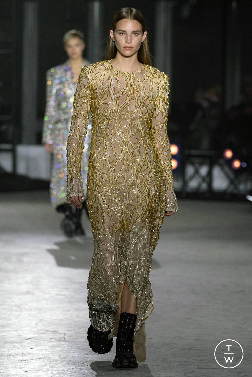 Fashion Week New York Fall/Winter 2023 look 32 de la collection Simkhai womenswear