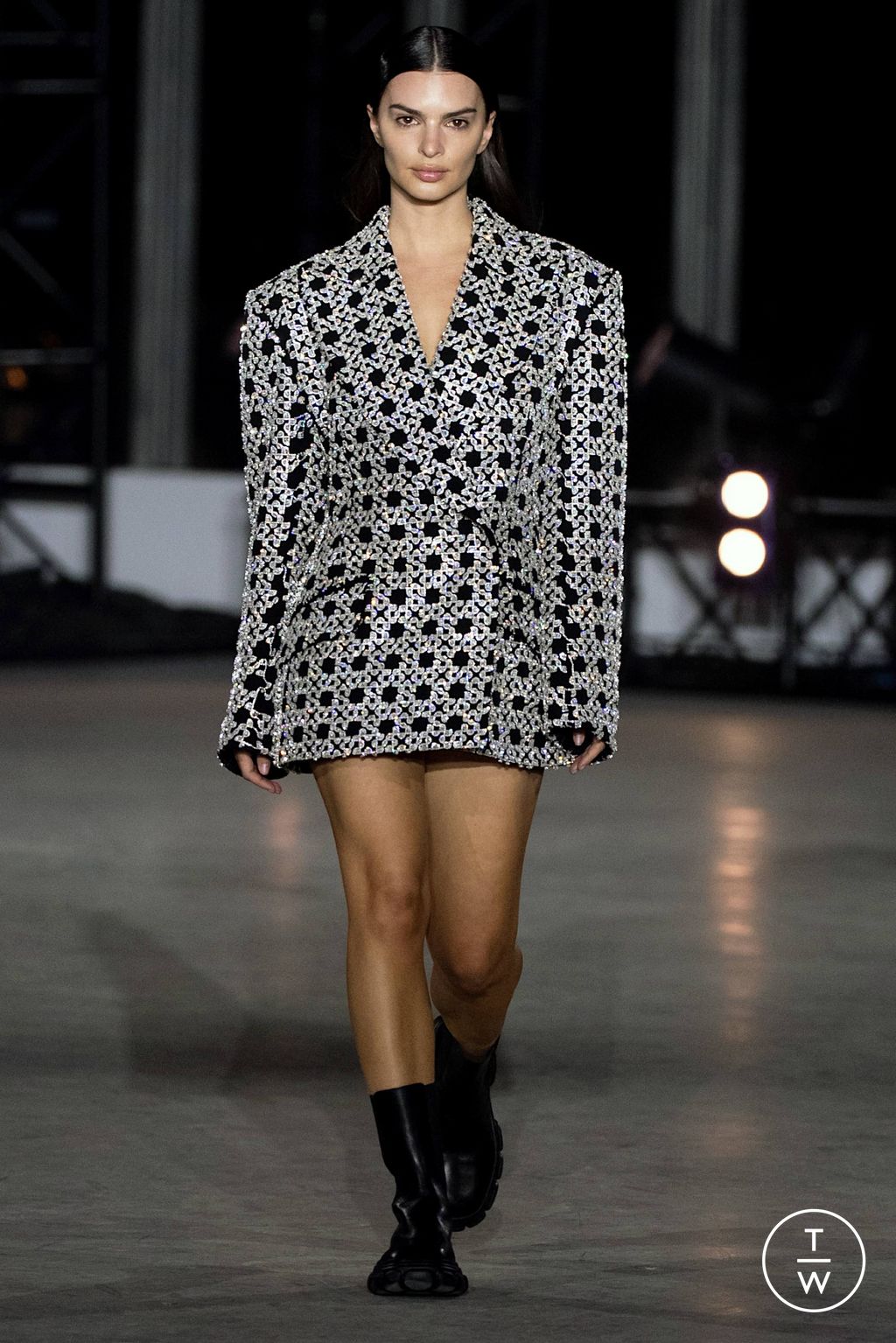 Fashion Week New York Fall/Winter 2023 look 35 de la collection Simkhai womenswear