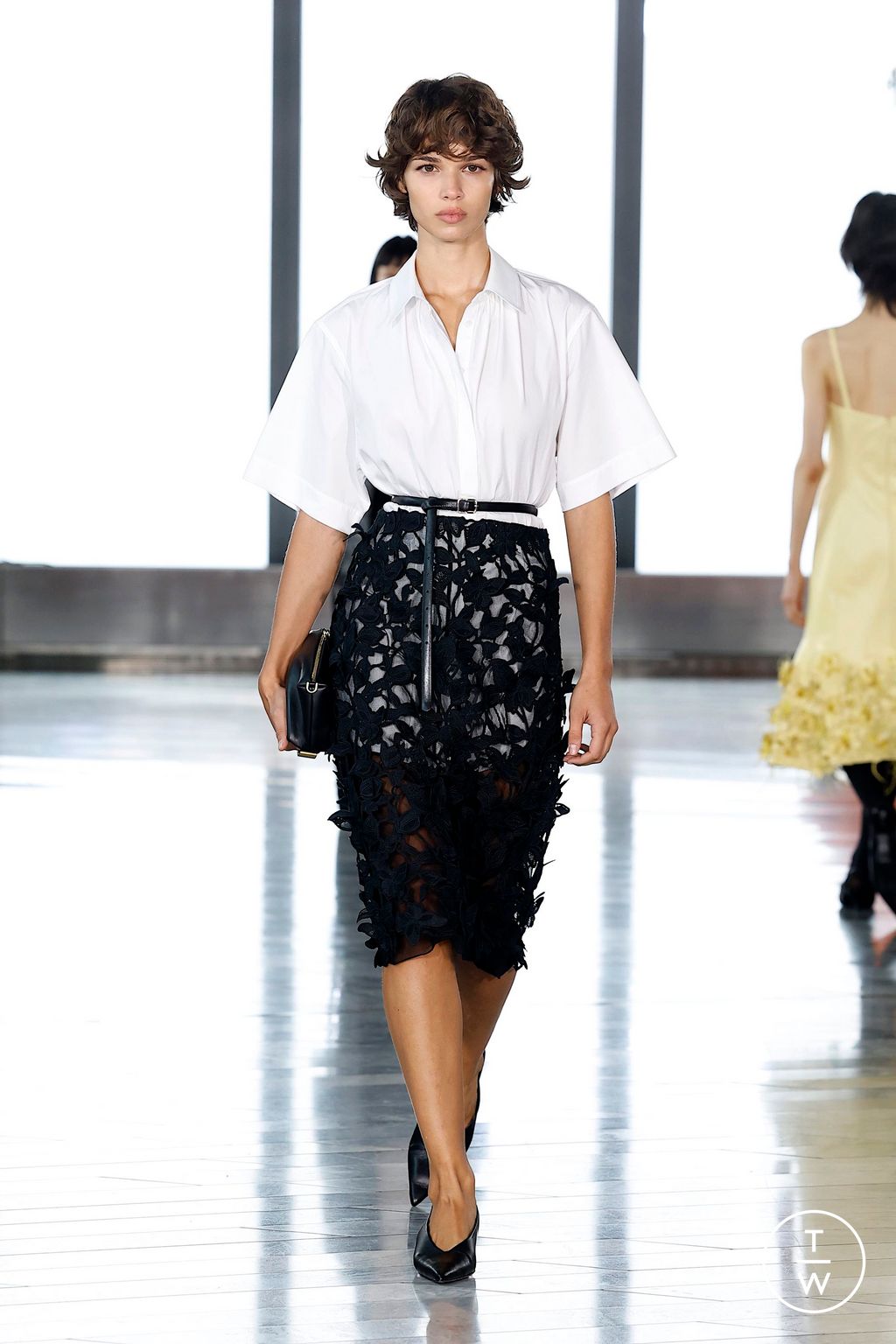 Fashion Week New York Spring/Summer 2025 look 14 from the Simkhai collection womenswear