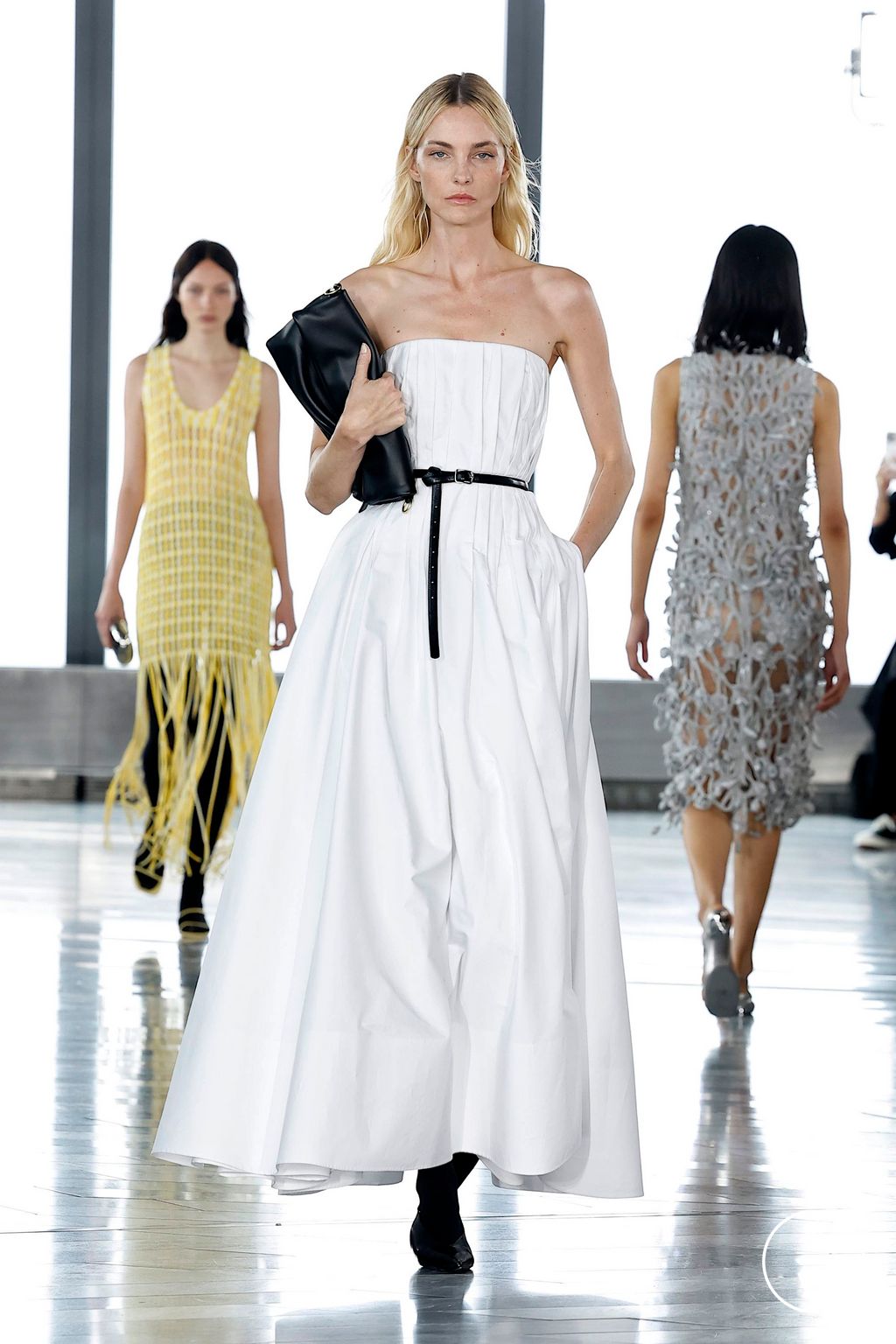 Simkhai Spring-Summer 2025 womenswear #29 - Tagwalk: The Fashion Search ...