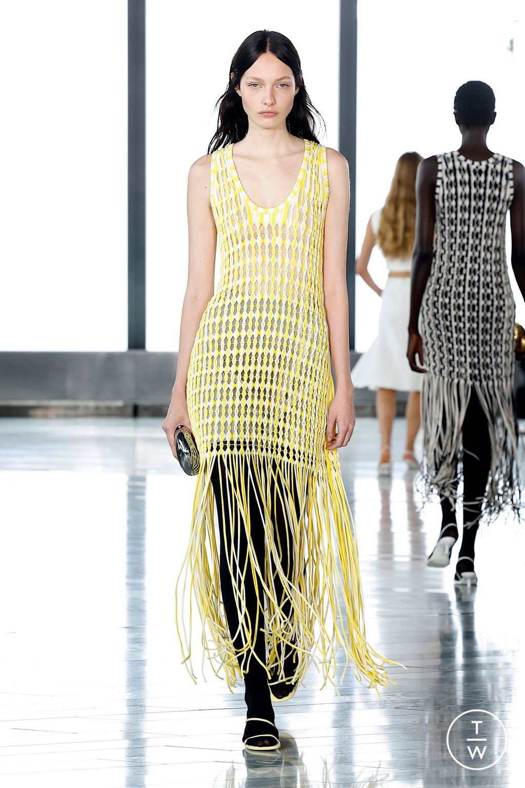 Fashion Week New York Spring/Summer 2025 look 30 from the Simkhai collection womenswear