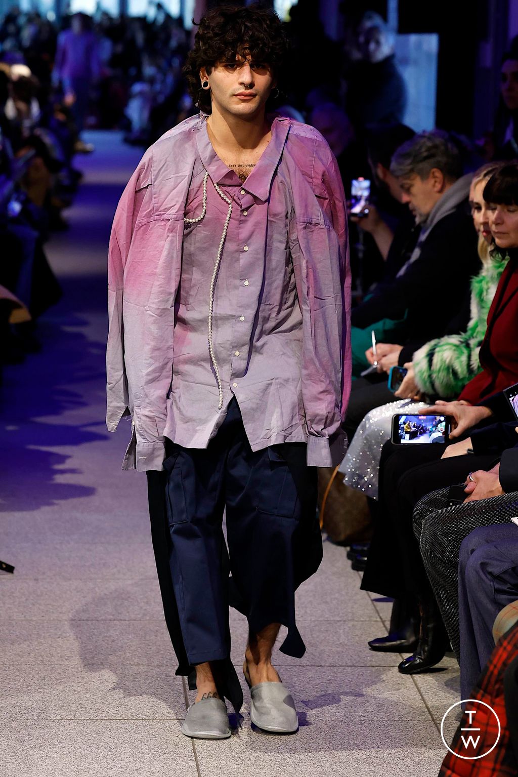 Fashion Week Milan Fall/Winter 2024 look 4 de la collection Simon Cracker menswear