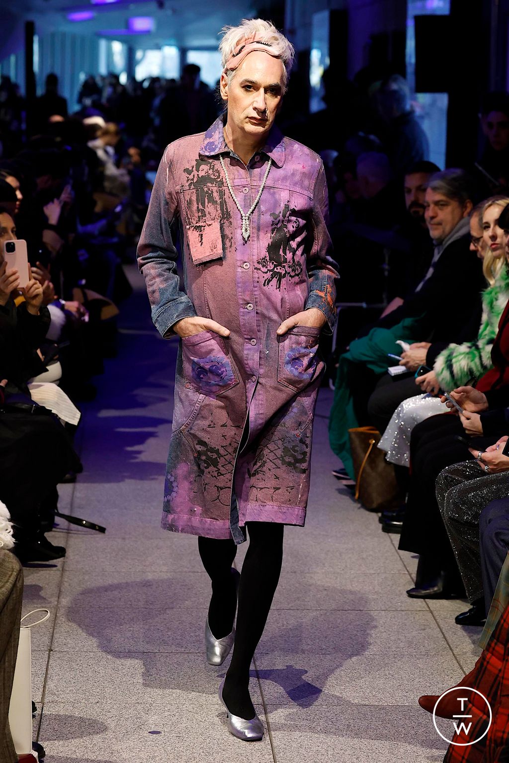 Fashion Week Milan Fall/Winter 2024 look 36 de la collection Simon Cracker menswear