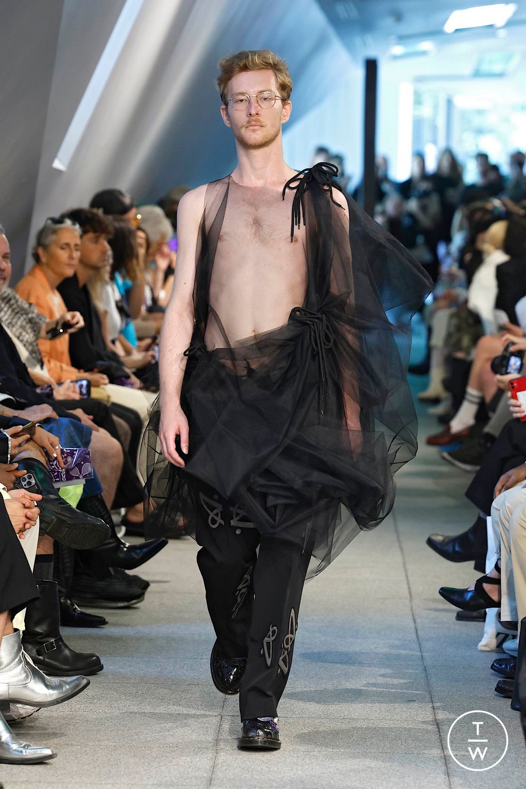 Fashion Week Milan Spring/Summer 2025 look 54 from the Simon Cracker collection menswear