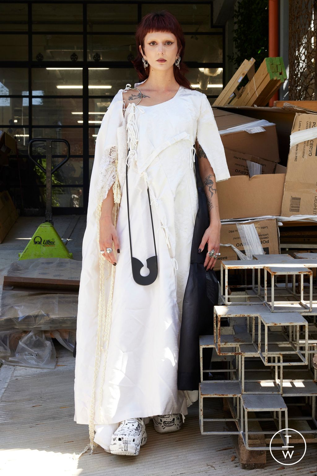 Fashion Week Milan Spring/Summer 2026 look 47 from the Simon Cracker collection menswear