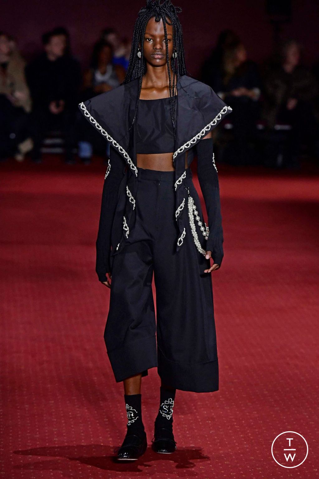 Fashion Week London Fall/Winter 2023 look 19 de la collection Simone Rocha womenswear