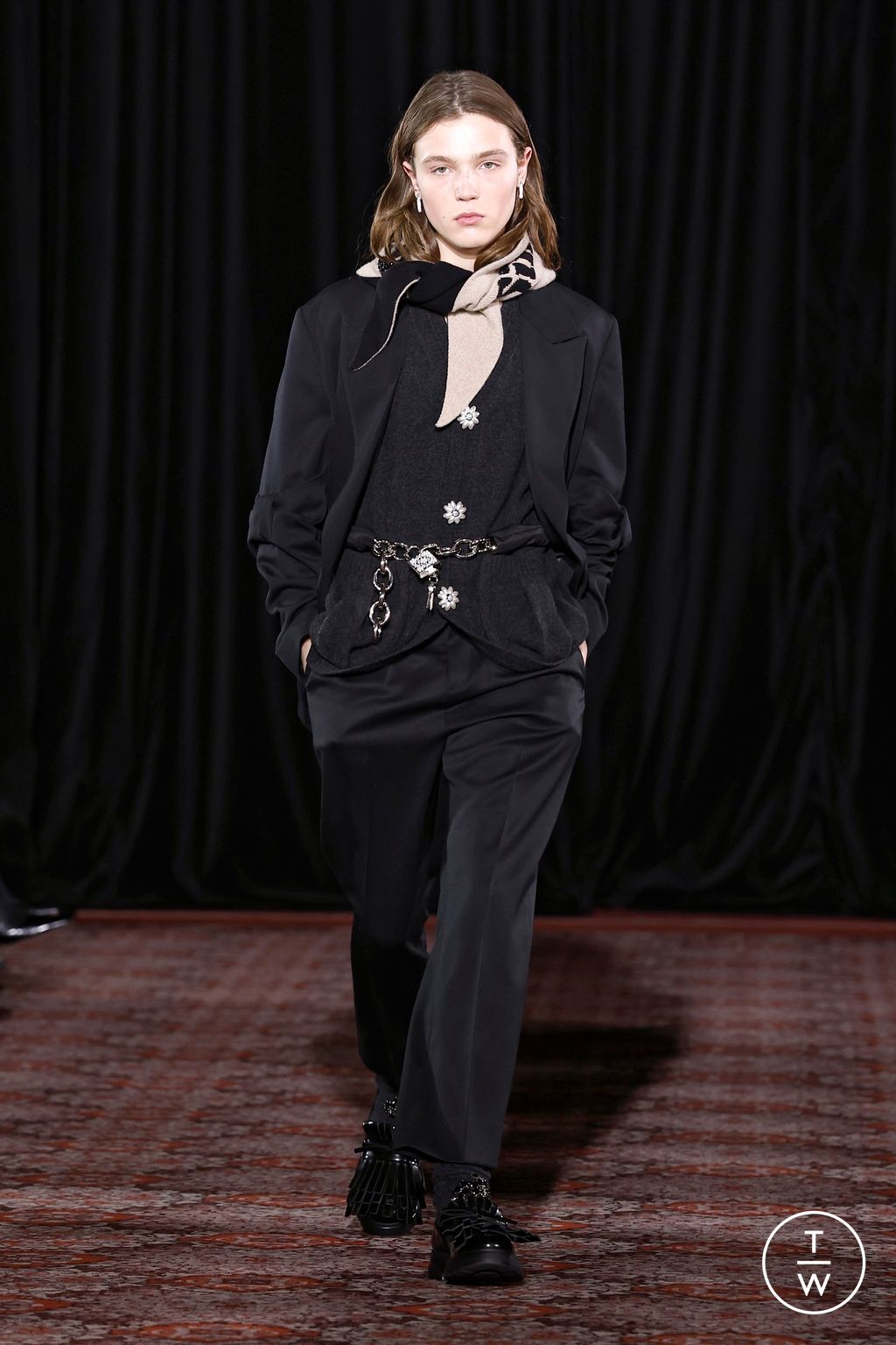 Fashion Week London Fall/Winter 2025 look 31 de la collection Simone Rocha womenswear