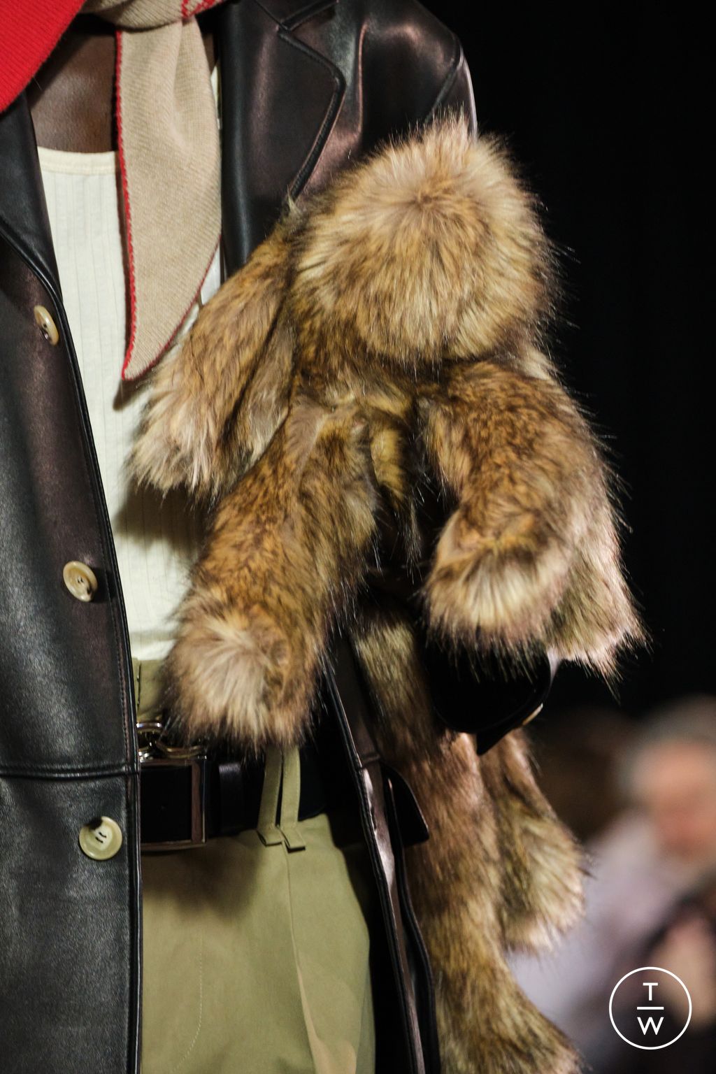 Fashion Week London Fall/Winter 2025 look 14 from the Simone Rocha collection womenswear accessories