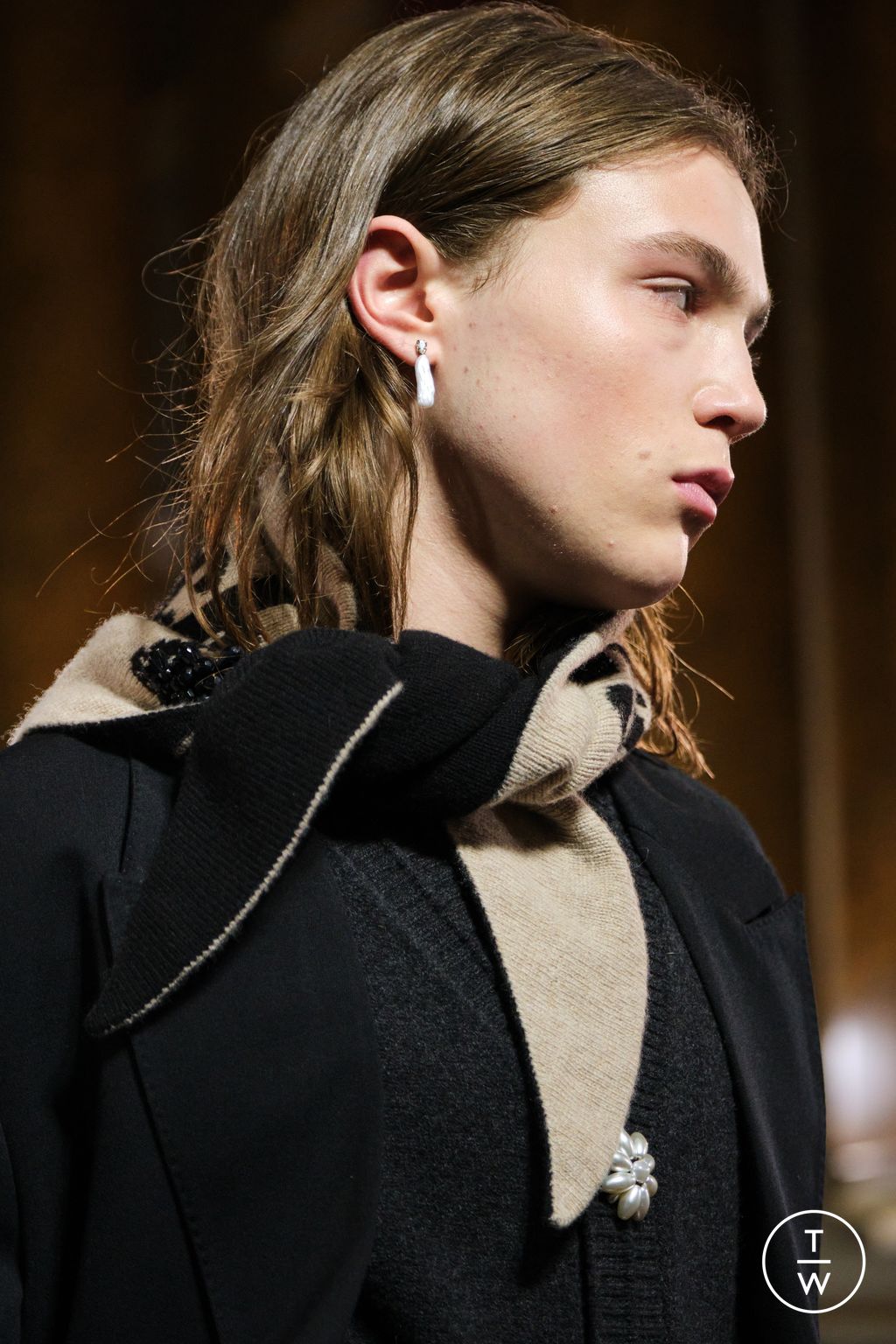 Fashion Week London Fall/Winter 2025 look 63 from the Simone Rocha collection womenswear accessories