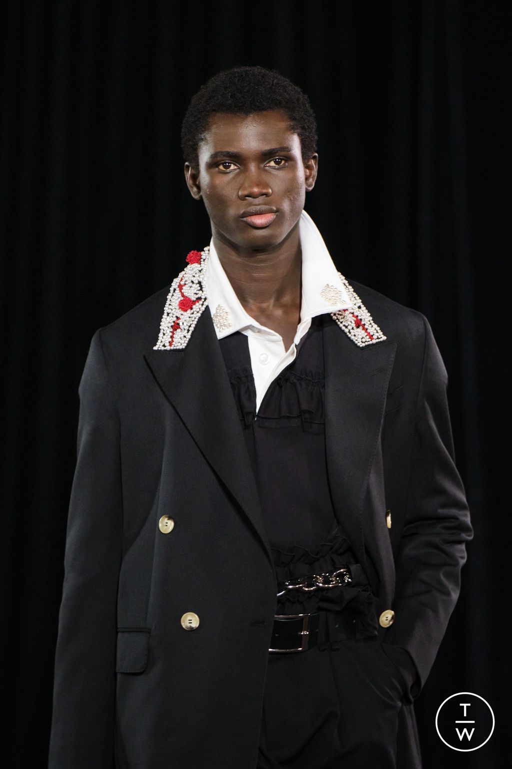 Fashion Week London Fall/Winter 2025 look 81 from the Simone Rocha collection womenswear accessories