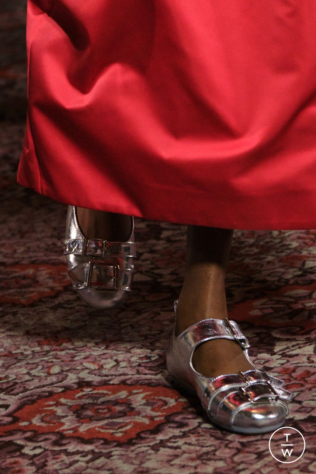 Fashion Week London Fall/Winter 2025 look 98 from the Simone Rocha collection womenswear accessories