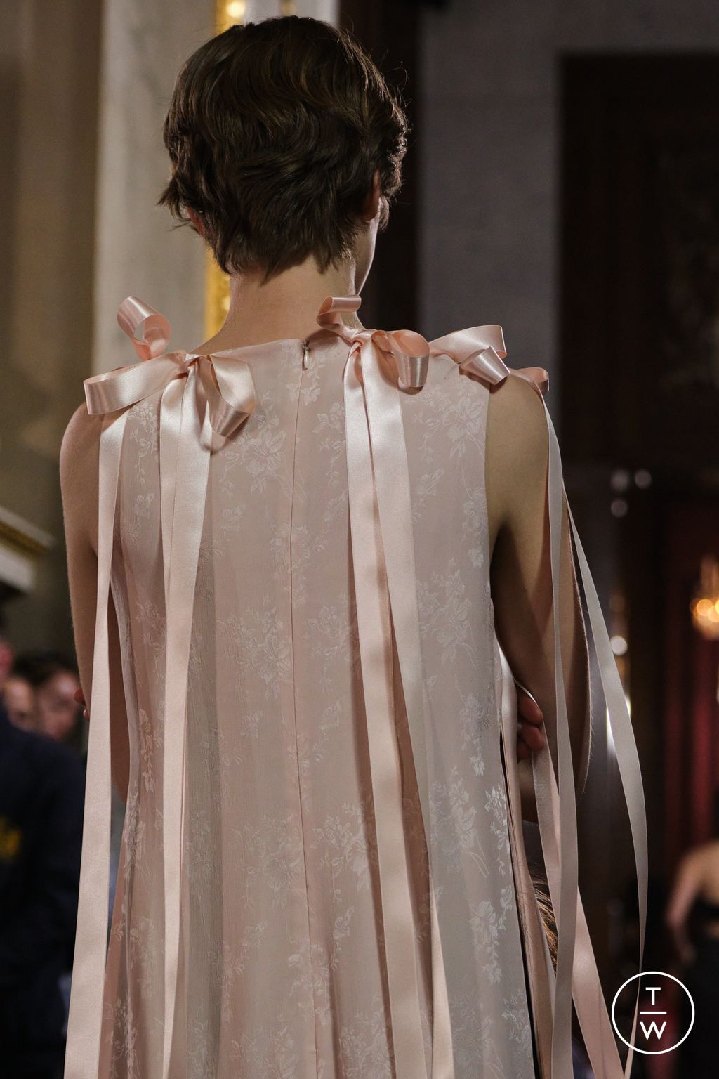 Fashion Week London Fall/Winter 2025 look 103 from the Simone Rocha collection womenswear accessories