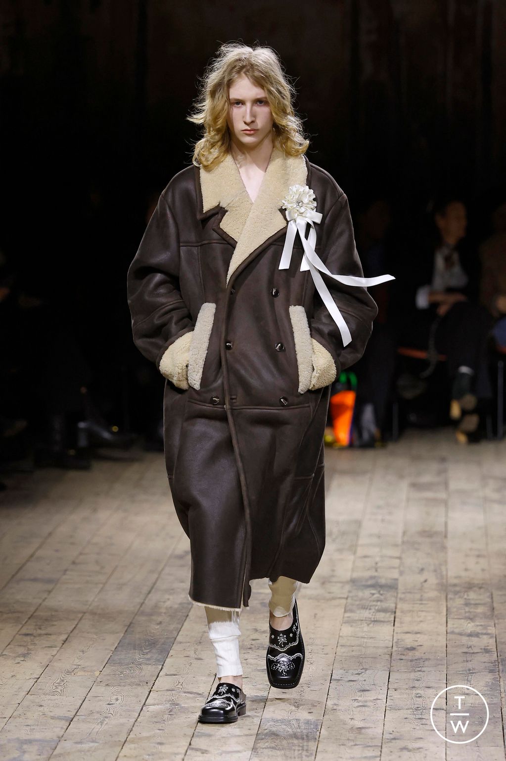 Fashion Week London Fall/Winter 2026 look 4 from the Simone Rocha collection womenswear