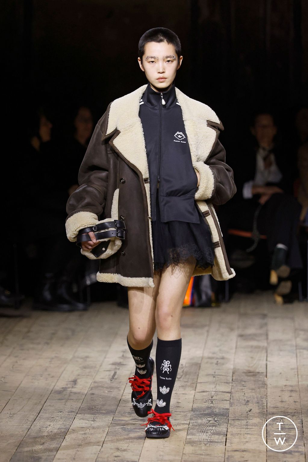 Fashion Week London Fall/Winter 2026 look 5 from the Simone Rocha collection womenswear