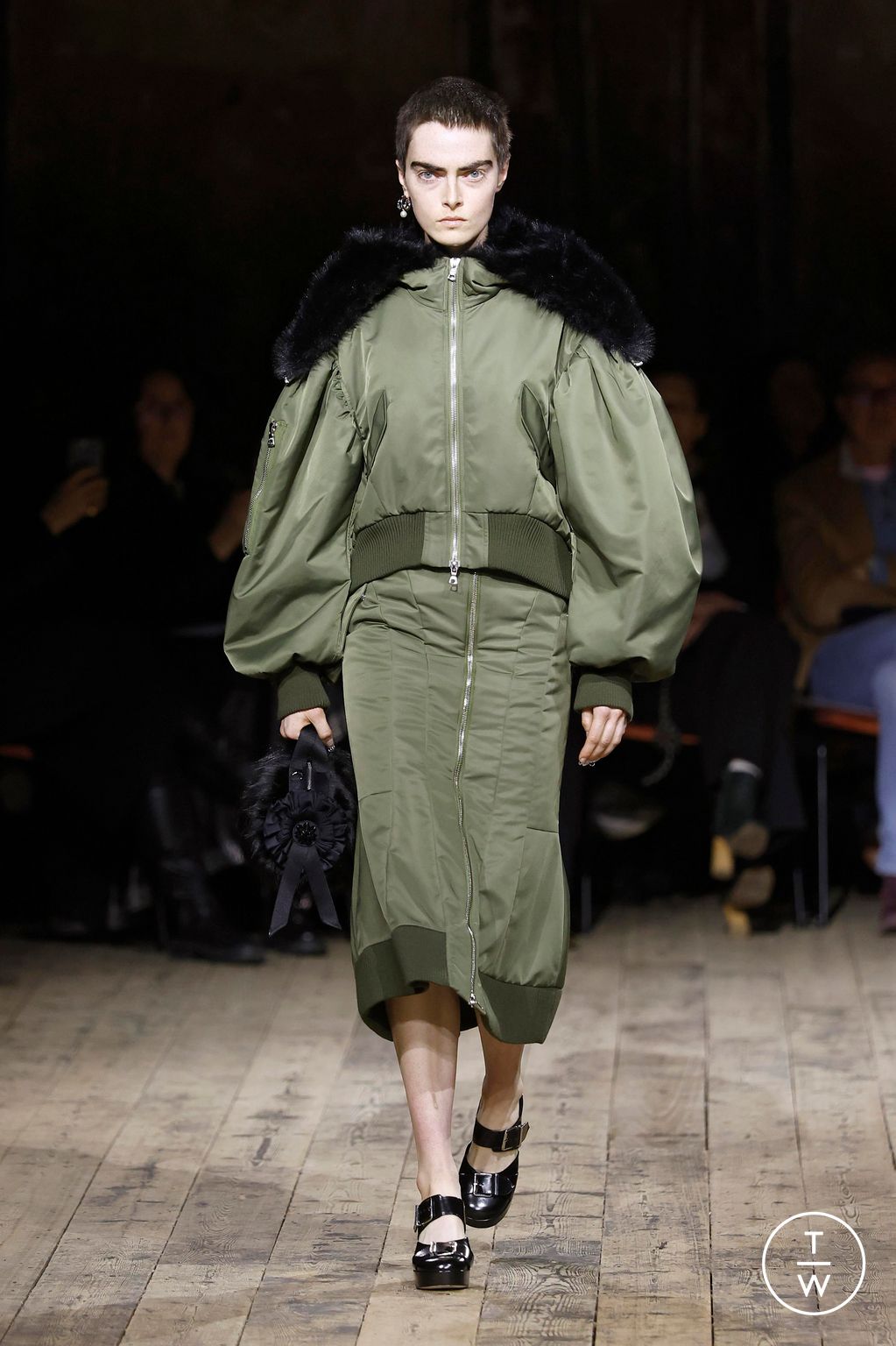 Fashion Week London Fall/Winter 2026 look 13 de la collection Simone Rocha womenswear