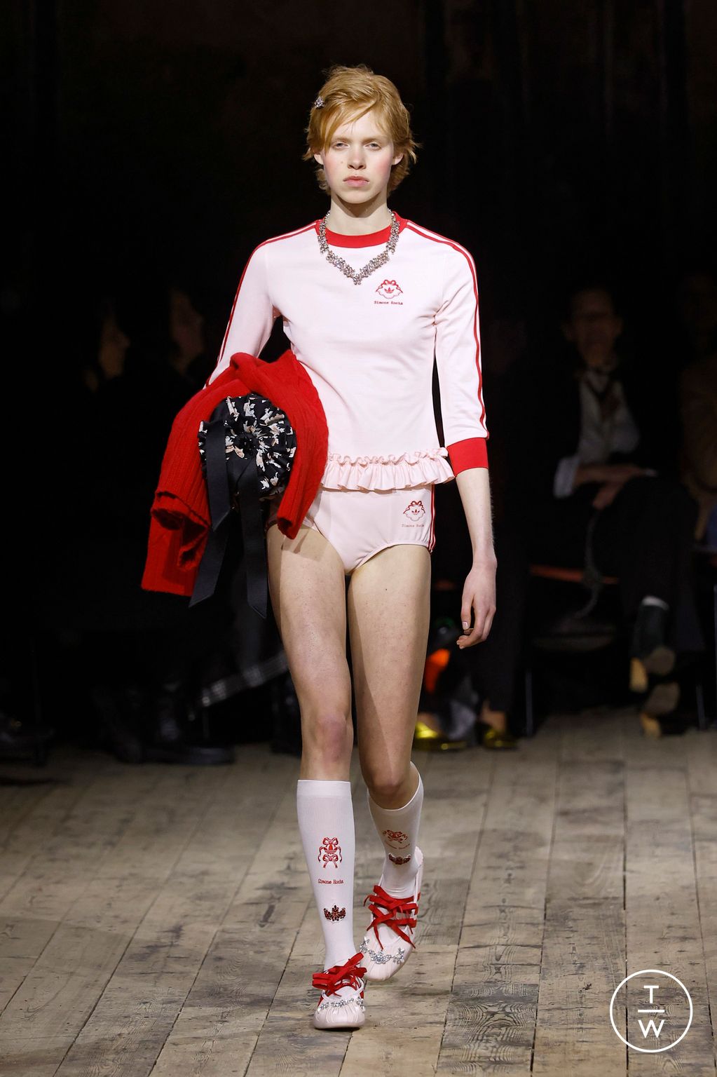 Fashion Week London Fall/Winter 2026 look 26 from the Simone Rocha collection womenswear