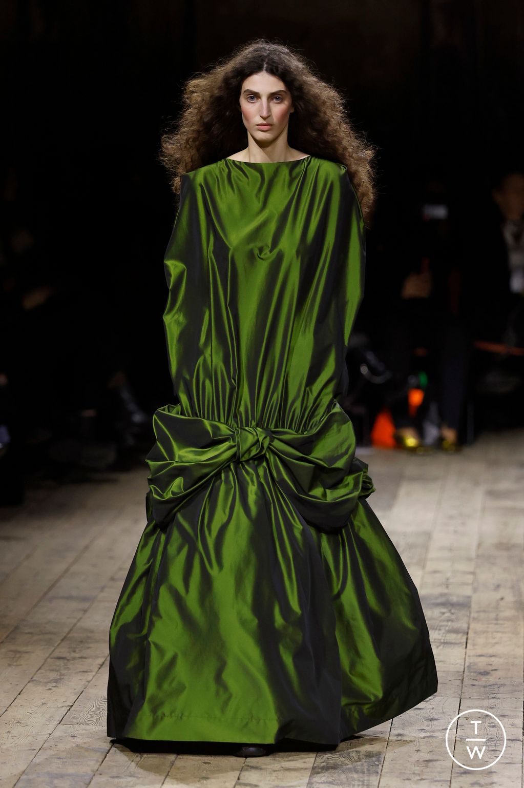 Fashion Week London Fall/Winter 2026 look 49 from the Simone Rocha collection womenswear