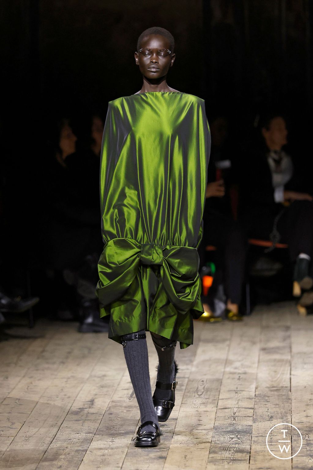 Fashion Week London Fall/Winter 2026 look 51 from the Simone Rocha collection womenswear